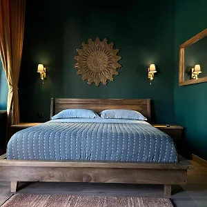Fole Hotel