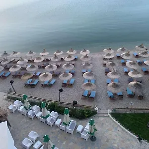 Demoli Hotel